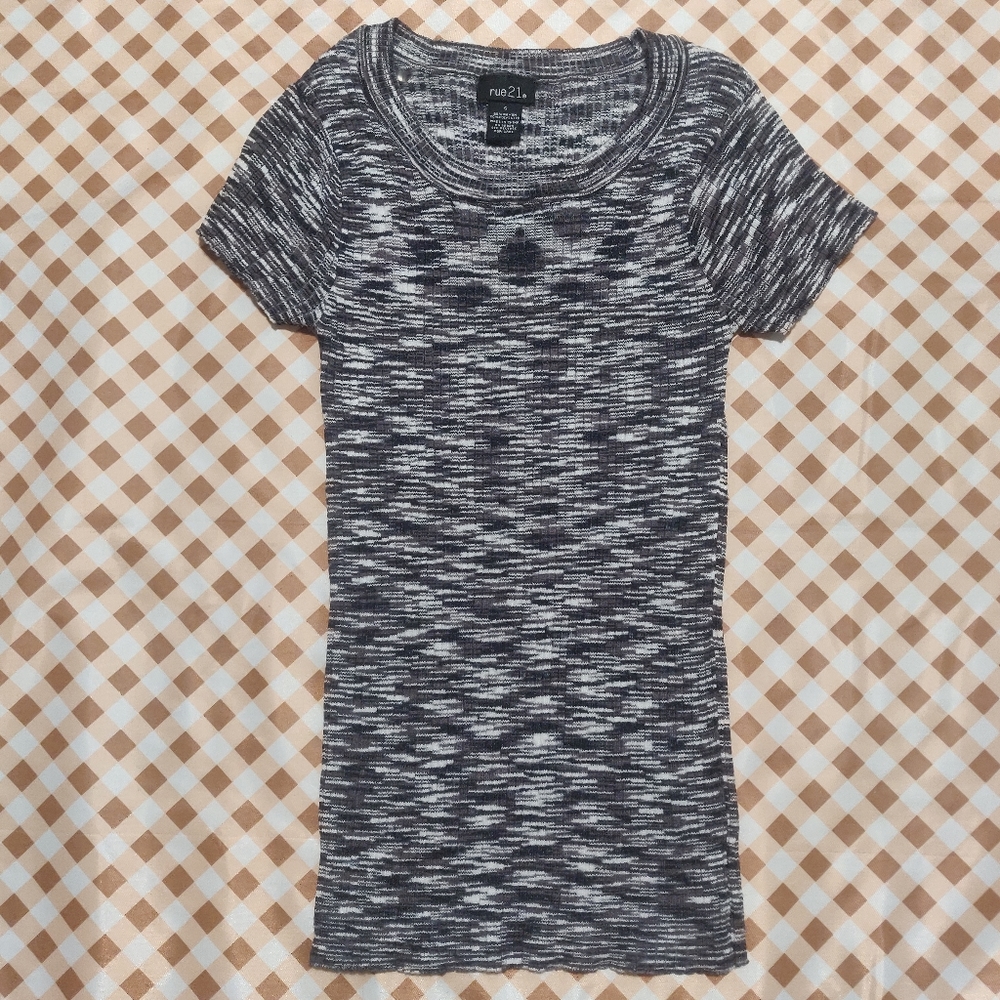 Rue21 Small Patterned Top